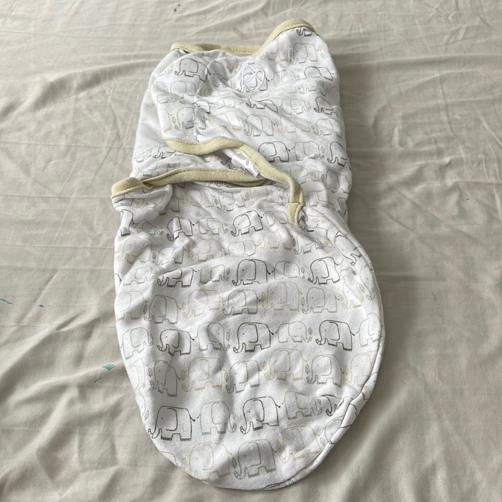 SwaddleMe, infant size SMALL, elephants print, Velcro swaddler.